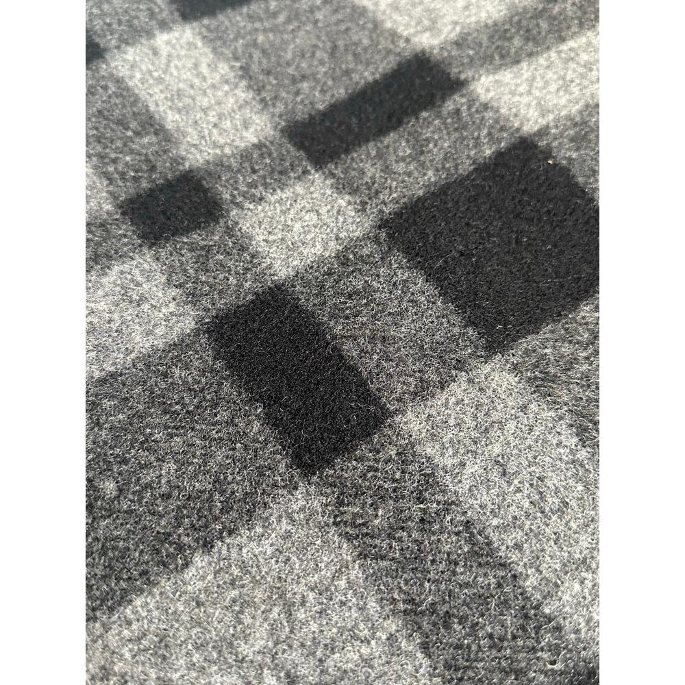 Filson Mackinaw Wool Black and Gray Blanket - New - Picture 2 of 4